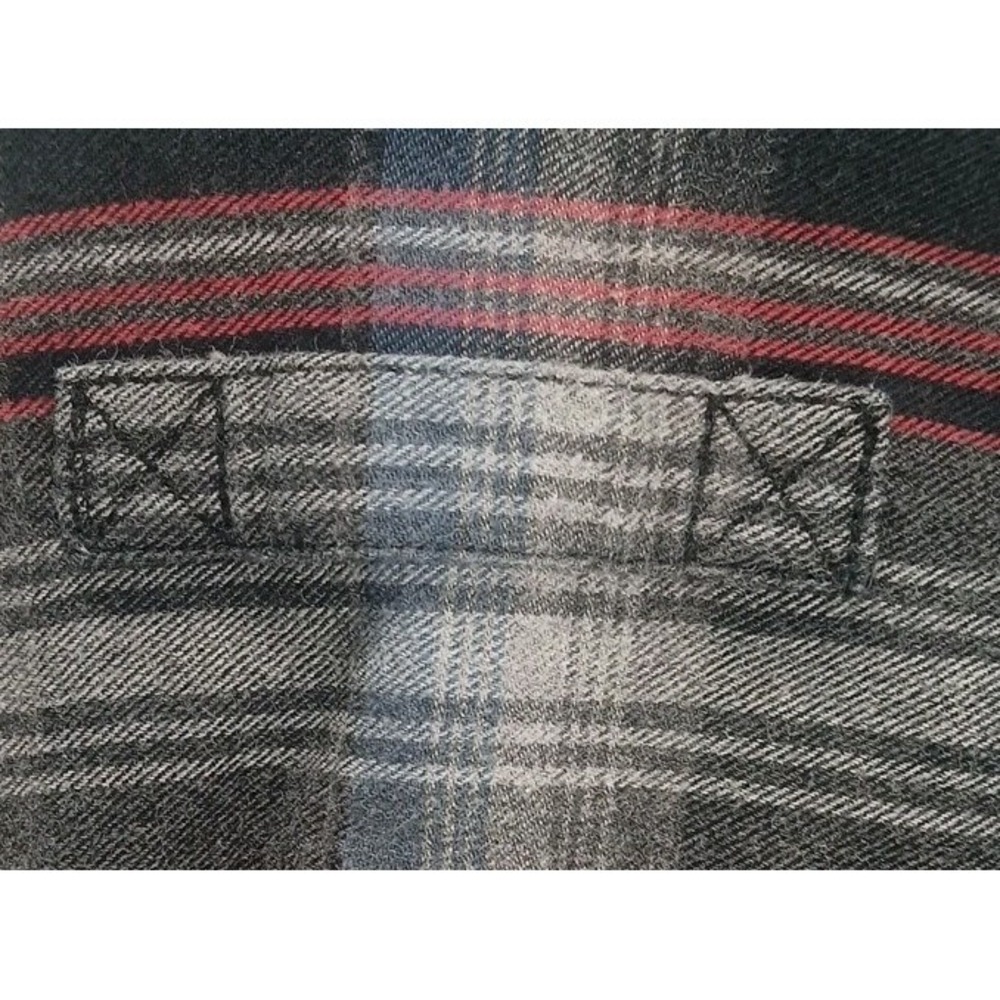 Duluth Trading Company Men's Rugged Black Red Plaid Long Sleeve Relaxed Fit Med - Picture 10 of 11